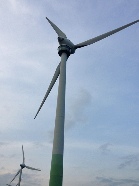 Begehbare Windkraftanlage in Westerholt